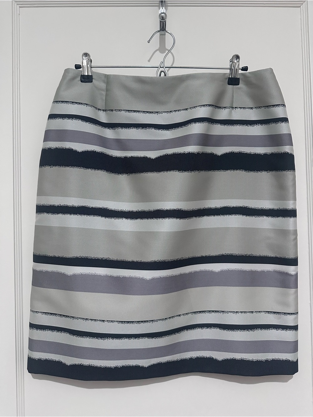 NWT Boss by Hugo Boss Striped Skirt in Gray and Black-Size 10